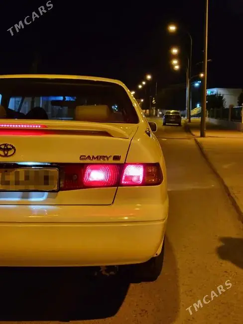 Toyota Camry, 1998 — фото 2