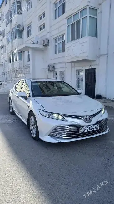 Toyota Camry, 2020 — фото 4
