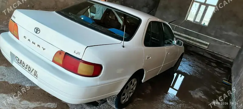 Toyota Camry, 1993 — фото 5