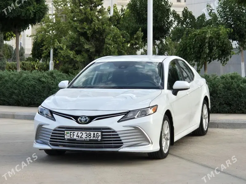 Toyota Camry, 2021 — фото 2