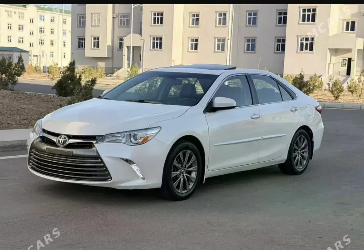 Toyota Camry, 2016 — фото 1