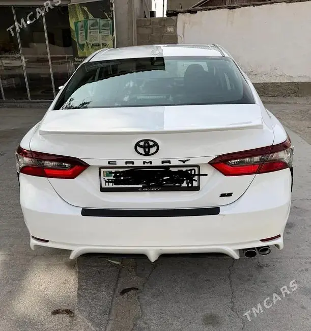 Toyota Camry, 2023 — фото 3