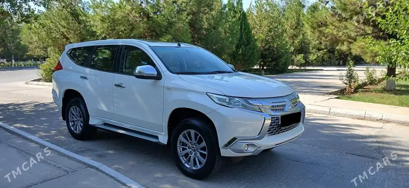 Mitsubishi Montero Sport, 2020 — фото 3