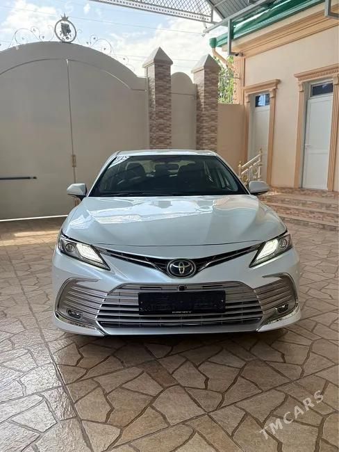 Toyota Camry, 2021