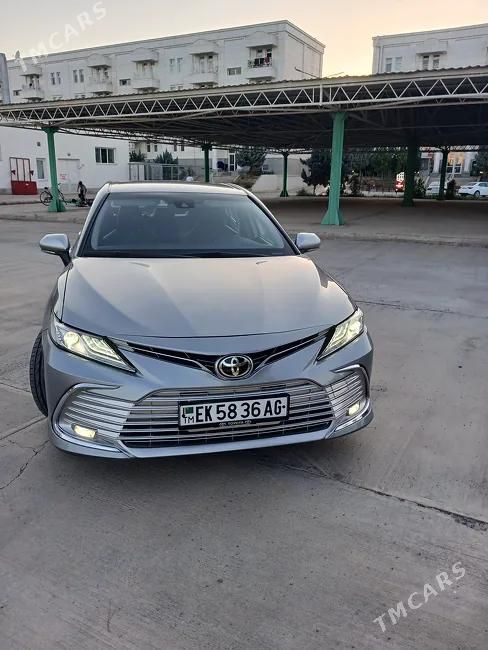 Toyota Camry, 2019