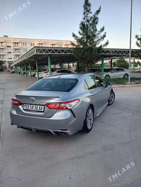 Toyota Camry, 2019
