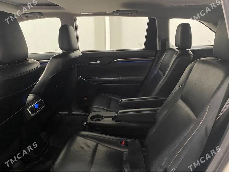 Toyota Highlander, 2015