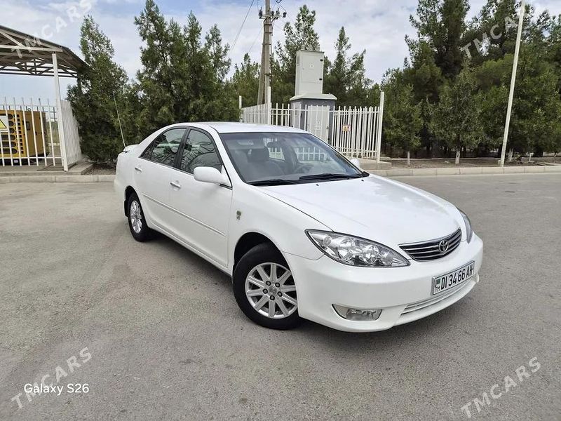 Toyota Camry, 2003