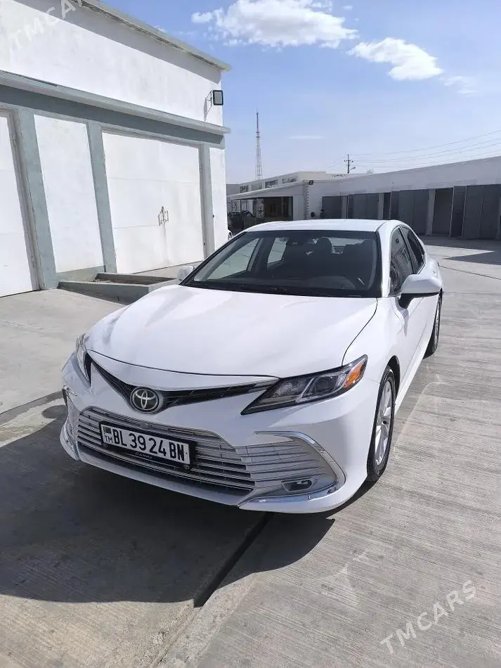 Toyota Camry, 2021 — фото 2