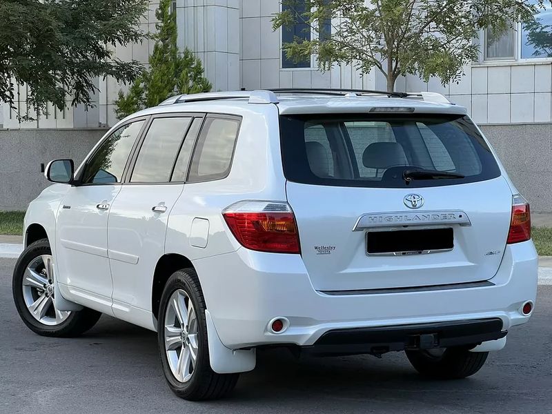 Toyota Highlander, 2010