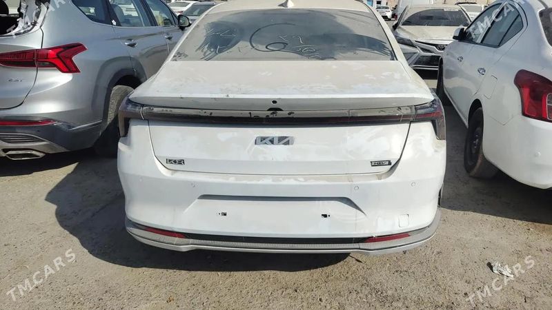 Kia K8, 2025