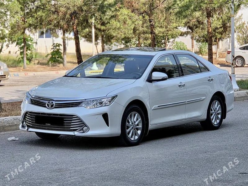 Toyota Camry, 2015