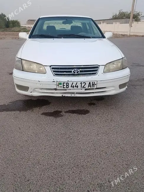 Toyota Camry, 1997 — фото 1