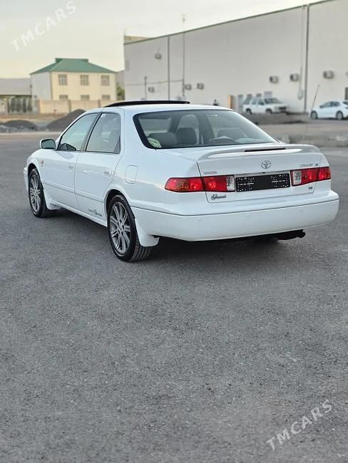 Toyota Camry, 2001