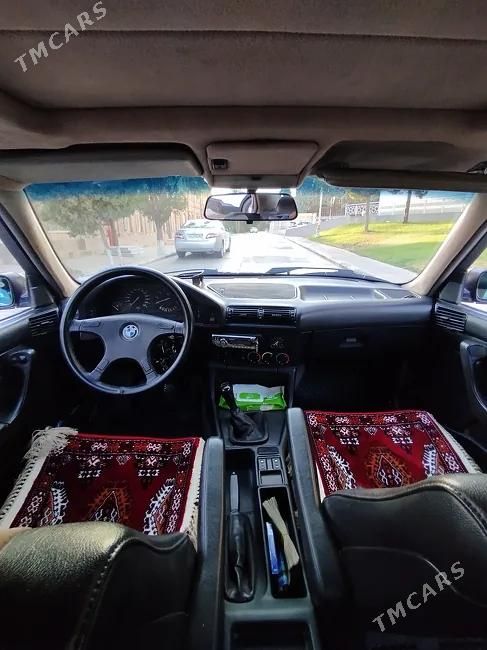 BMW 525, 1992