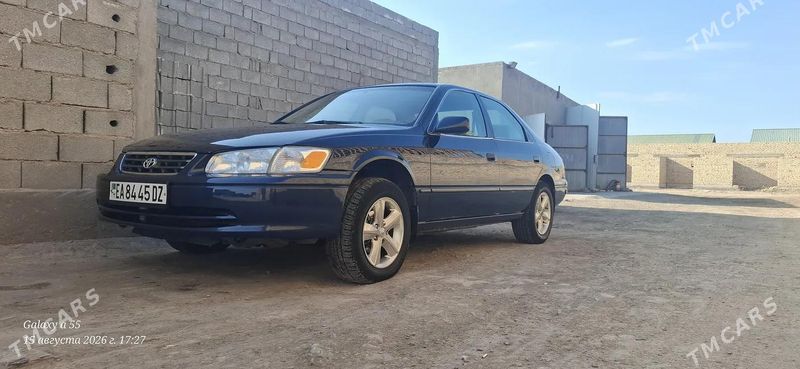 Toyota Camry, 1998