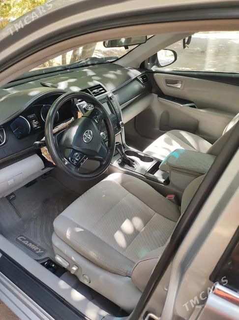 Toyota Camry, 2017