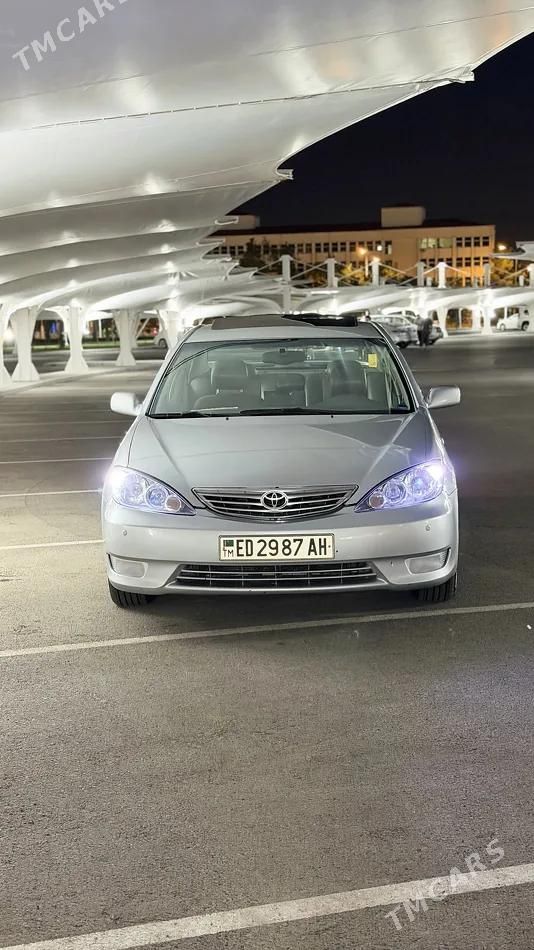 Toyota Camry, 2003