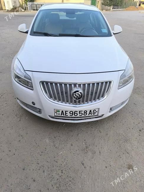 Buick Regal, 2011