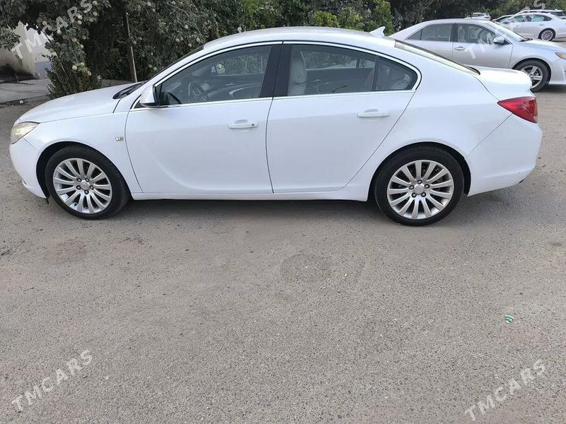 Buick Regal, 2011