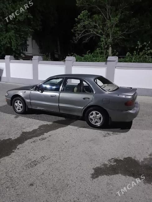 Hyundai Sonata, 1994