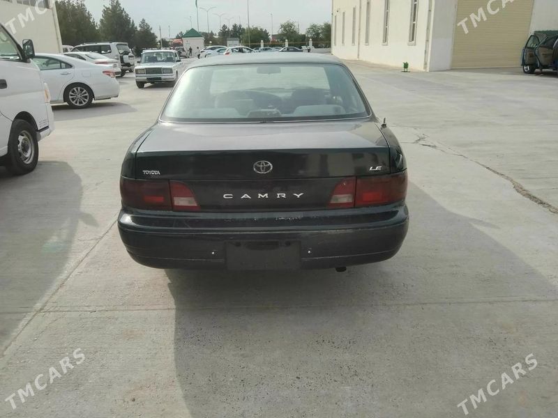 Toyota Camry, 1995