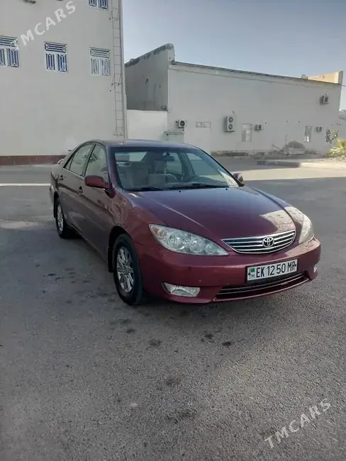 Toyota Camry, 2003 — фото 1