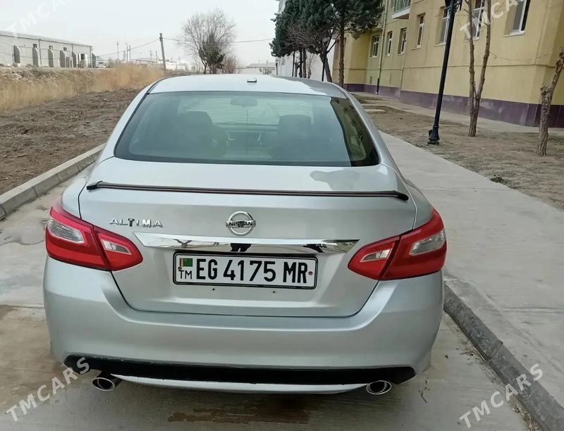 Nissan Altima, 2016