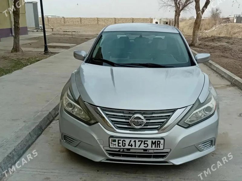 Nissan Altima, 2016