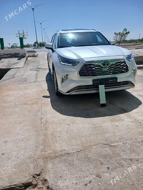 Toyota Highlander, 2021