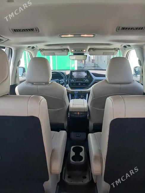 Toyota Highlander, 2021