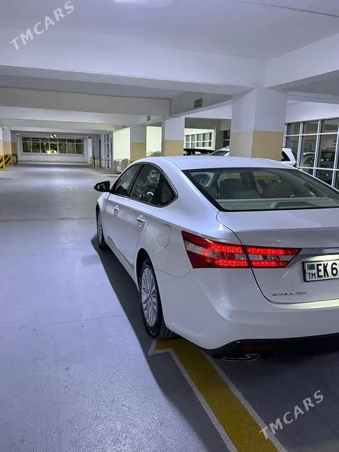 Toyota Avalon, 2013
