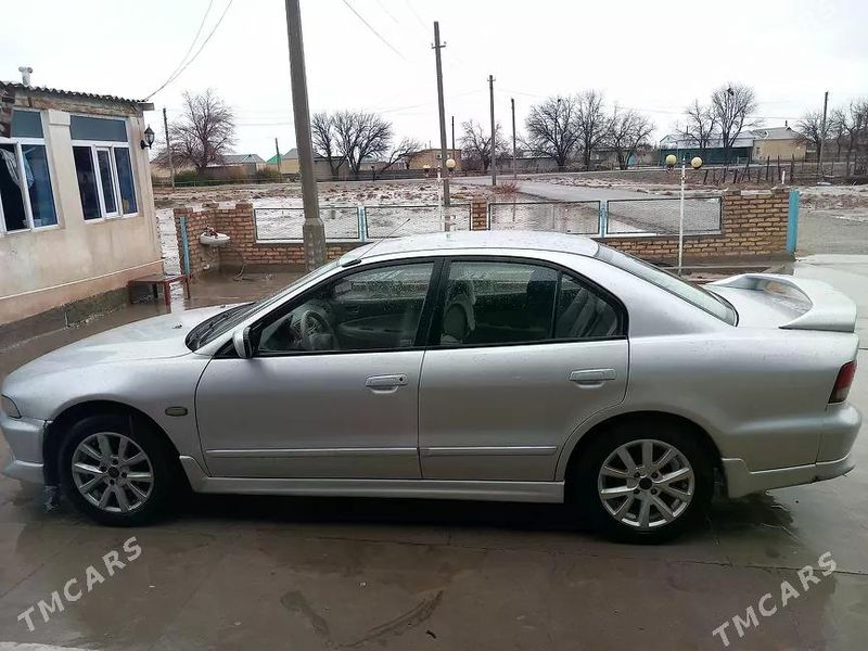 Mitsubishi Galant, 2002