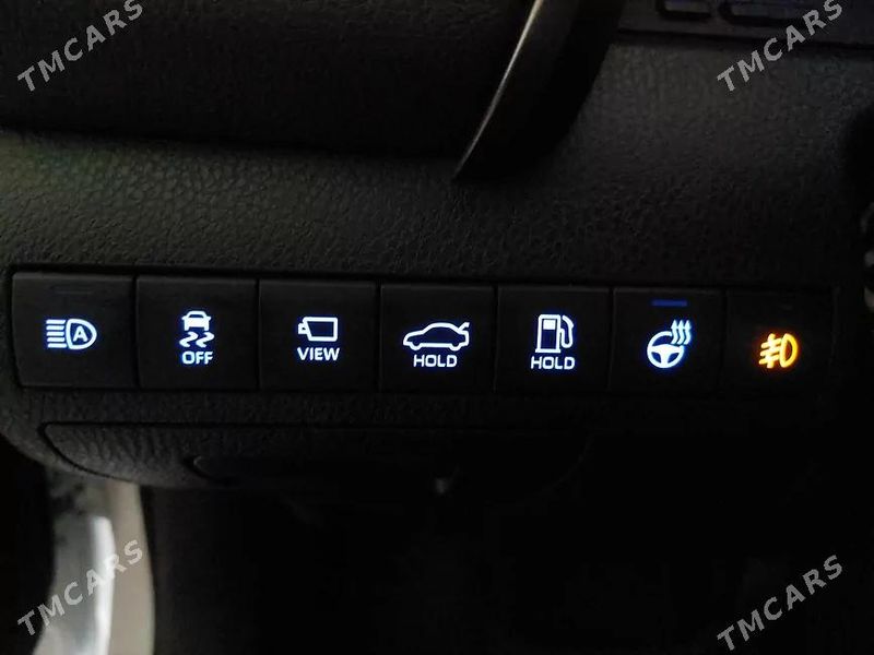 Toyota Camry, 2023