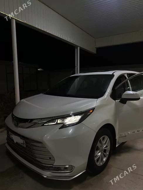 Toyota Sienna, 2021