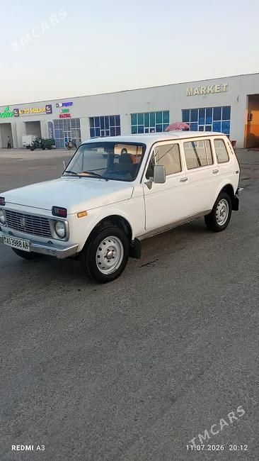 Lada Niva, 2000