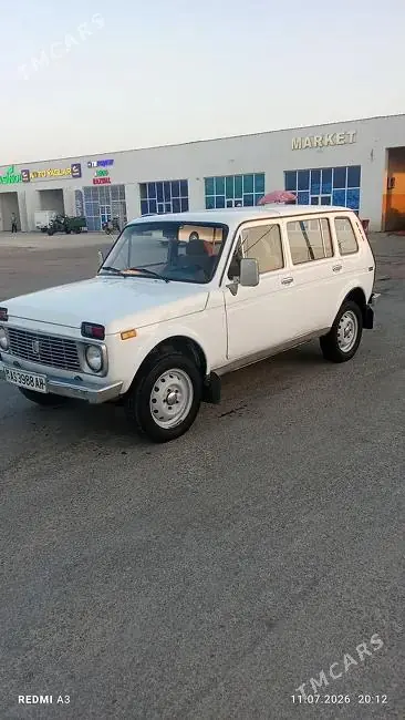 Lada Niva, 2000 — фото 1