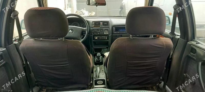 Opel Vectra, 1993