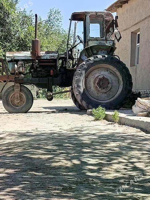 MTZ T-28, 1994