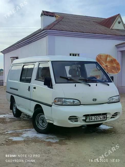 Hyundai H100, 2002