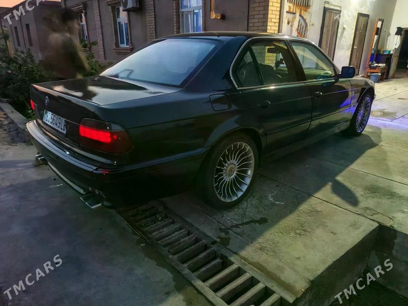 BMW 740, 1996