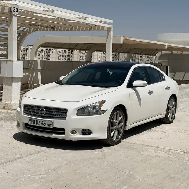 Nissan Maxima, 2010