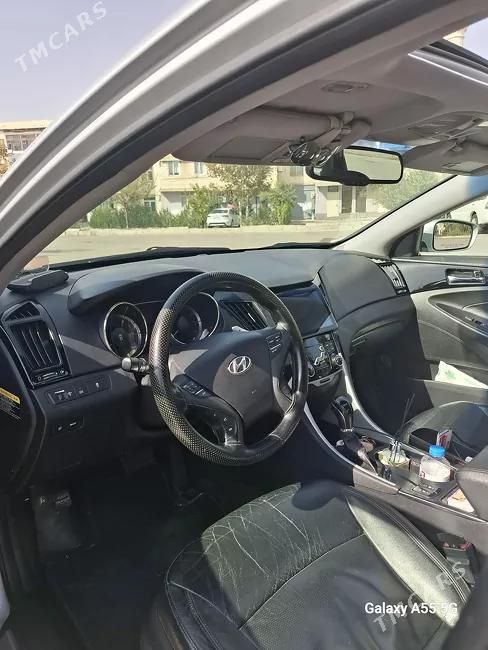 Hyundai Sonata, 2012