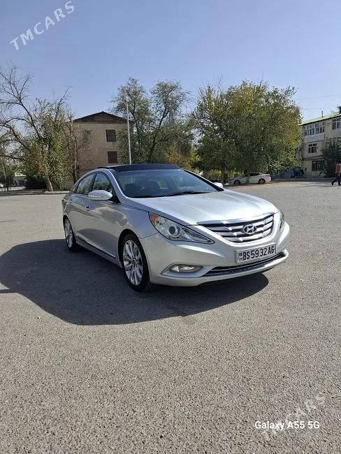 Hyundai Sonata, 2012
