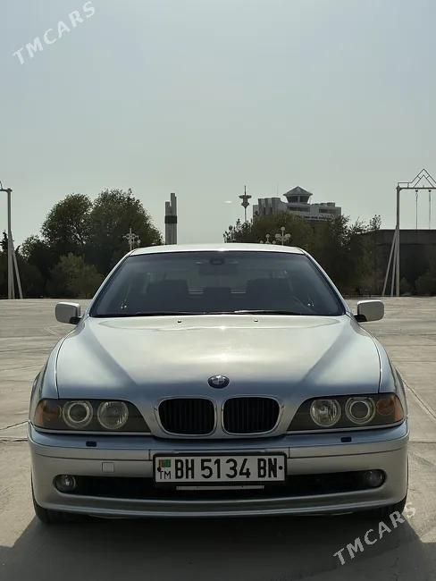 BMW 528, 1999