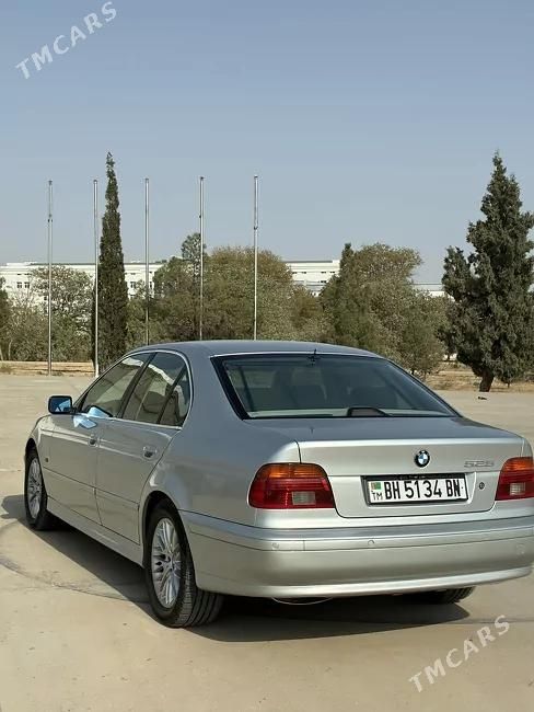 BMW 528, 1999
