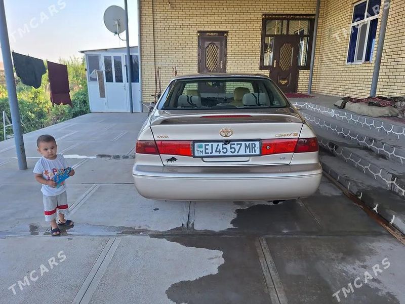 Toyota Camry, 2000