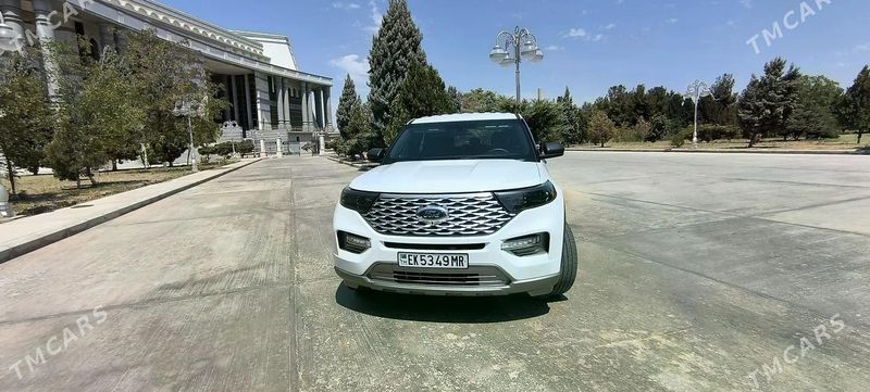 Ford Explorer, 2022