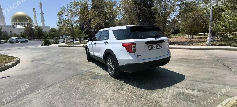 Ford Explorer, 2022