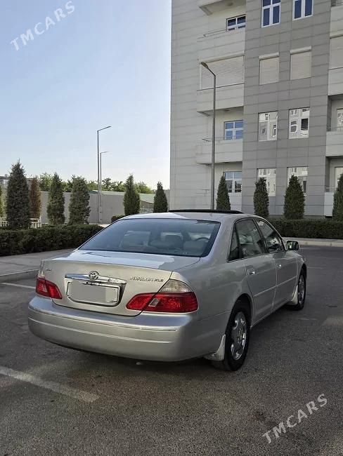 Toyota Avalon, 2004